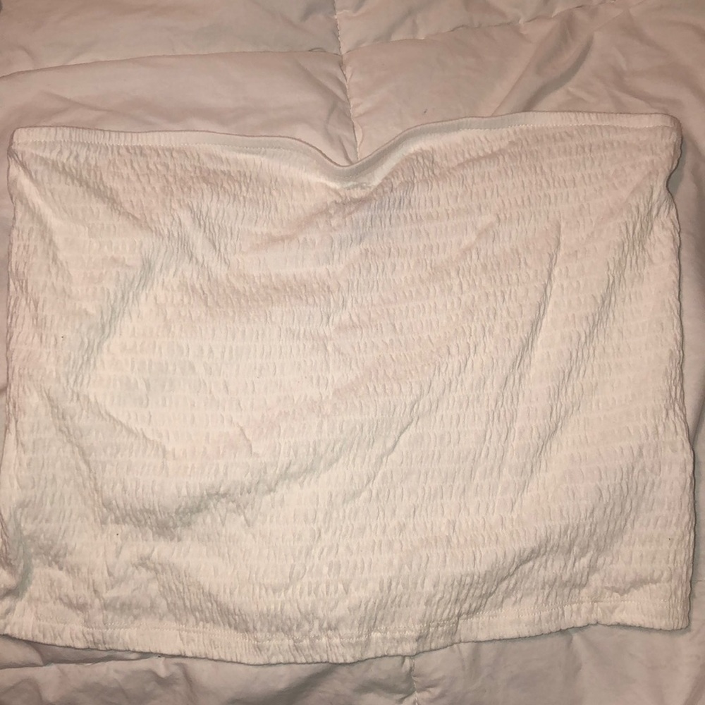 American Eagle White cropped top